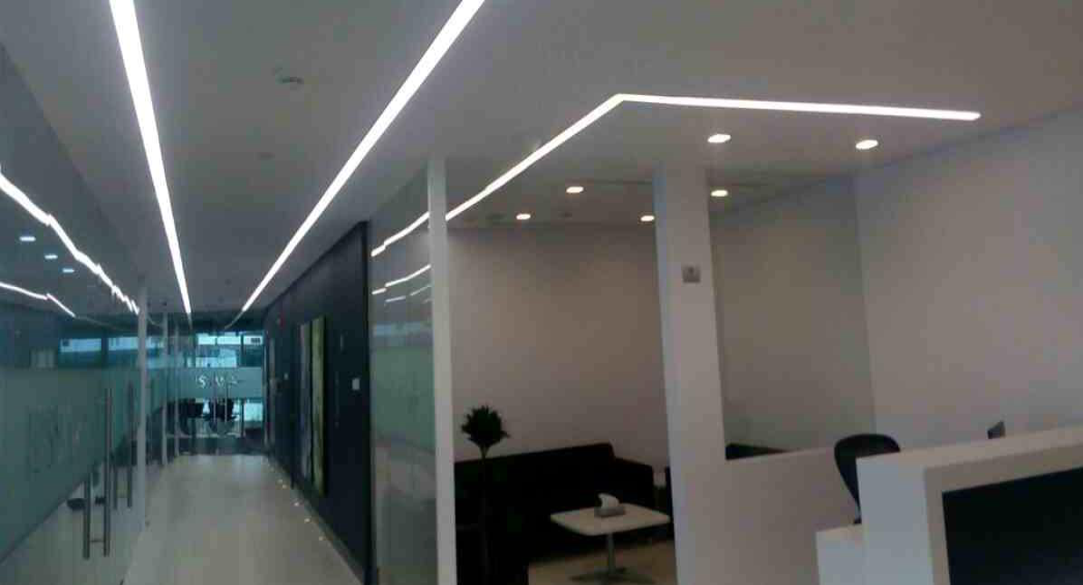 Imagen de LINEAR LIGHT 8 SERIES